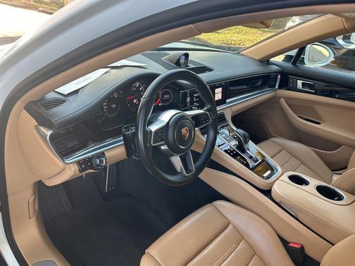 2020 Porsche Panamera 4S