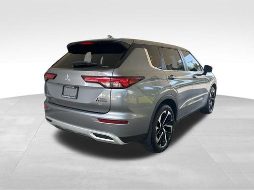 2023 Mitsubishi Outlander