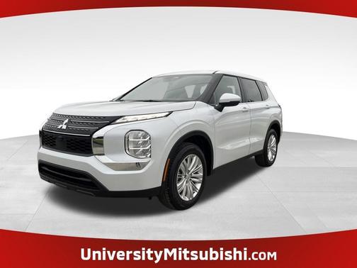 2023 Mitsubishi Outlander ES