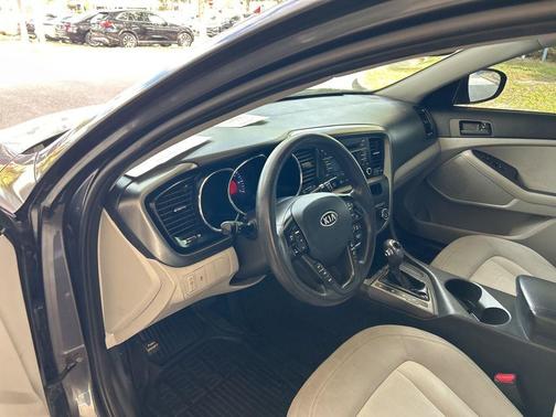 2011 Kia Optima LX