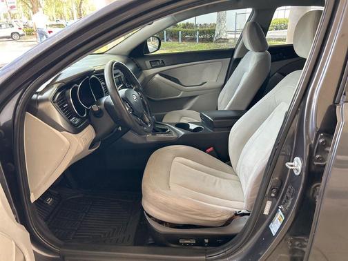 2011 Kia Optima LX