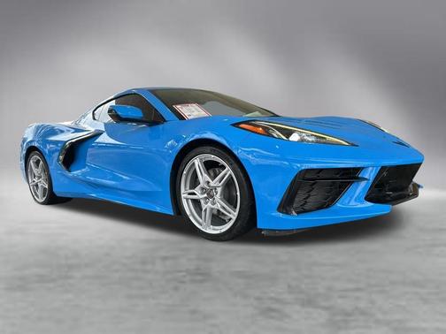 Rapid Blue 2022 Chevrolet Corvette Stingray w/2LT