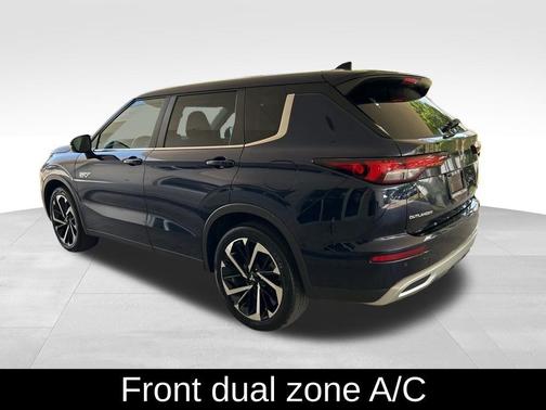 2023 Mitsubishi Outlander PHEV SE