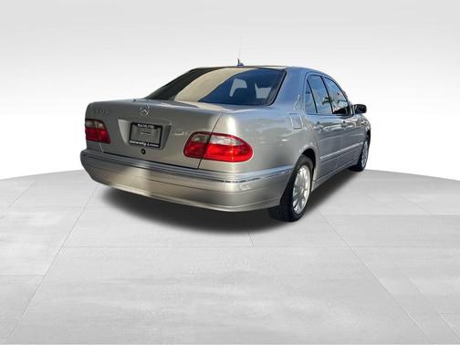 2000 Mercedes-Benz E-Class E 320