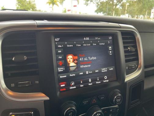 2021 RAM 1500 Classic SLT