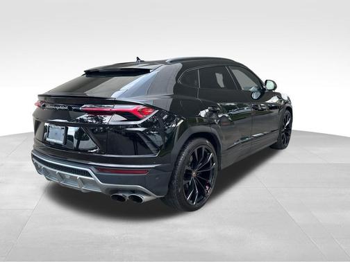 2019 Lamborghini Urus Base