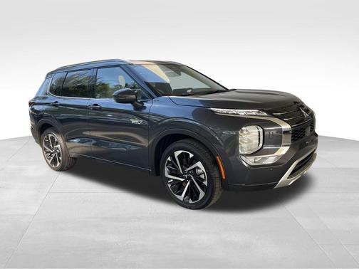 2025 Mitsubishi Outlander PHEV SEL