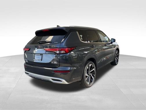 2025 Mitsubishi Outlander PHEV SEL