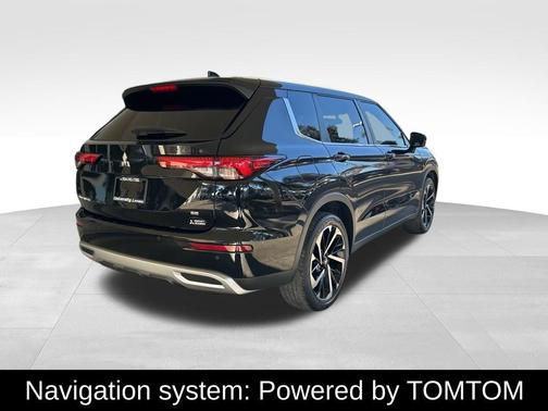 2022 Mitsubishi Outlander SE