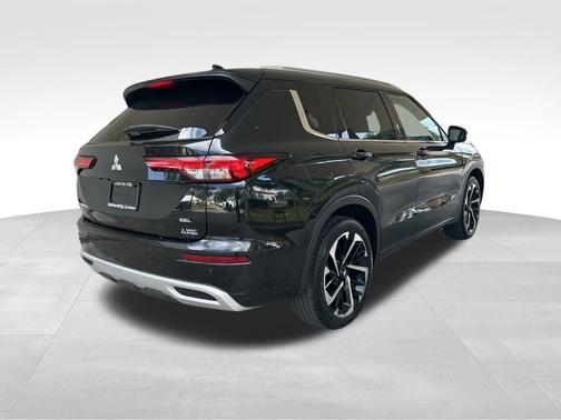 2024 Mitsubishi Outlander SEL