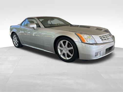 2005 Cadillac XLR Base