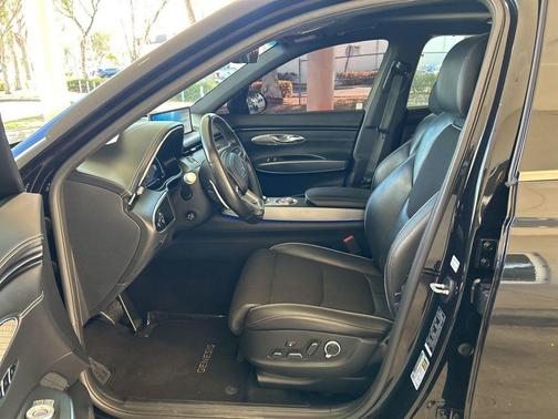 2024 Genesis GV70 2.5T