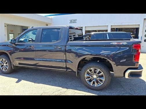 Dark Ash Metallic 2023 Chevrolet Silverado 1500 LT