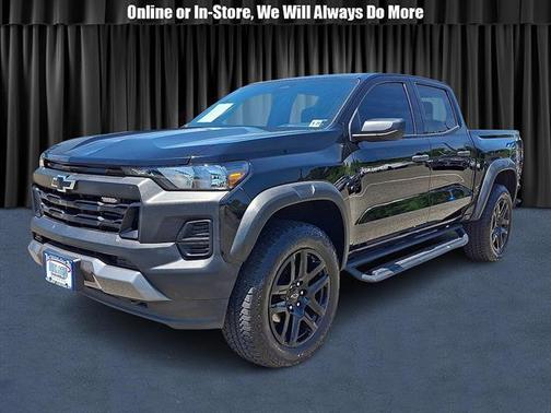 Black 2024 Chevrolet Colorado Trail Boss