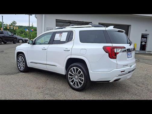 Summit White 2023 GMC Acadia Denali