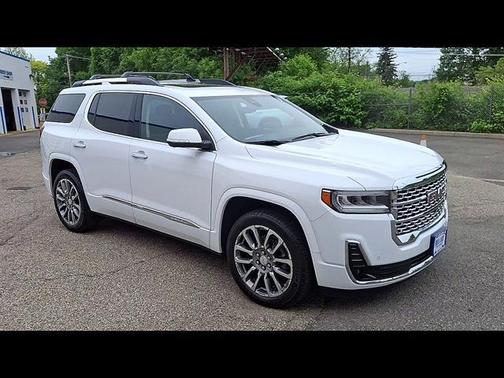 Summit White 2023 GMC Acadia Denali