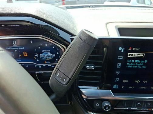 Summit White 2023 Chevrolet Silverado 1500 LT