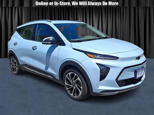 Ice Blue Metallic 2023 Chevrolet Bolt EUV Premier