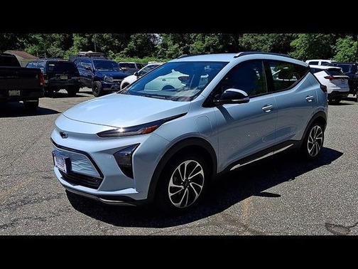 Ice Blue Metallic 2023 Chevrolet Bolt EUV Premier