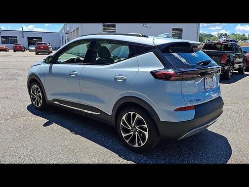 Ice Blue Metallic 2023 Chevrolet Bolt EUV Premier