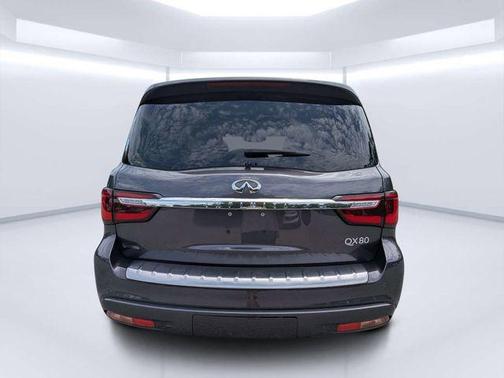 Anthracite Gray 2024 INFINITI QX80 Luxe