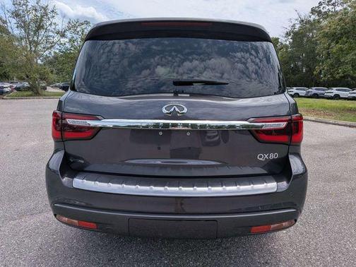 Anthracite Gray 2024 INFINITI QX80 Luxe