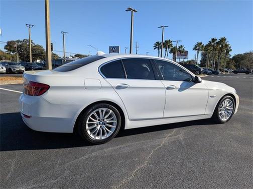 2016 BMW 528 i