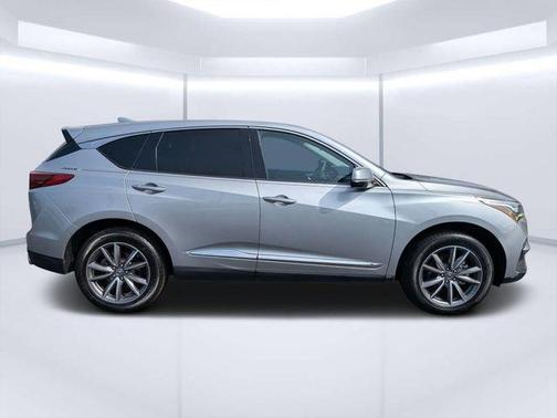 Lunar Silver Metallic 2021 Acura RDX Technology Package