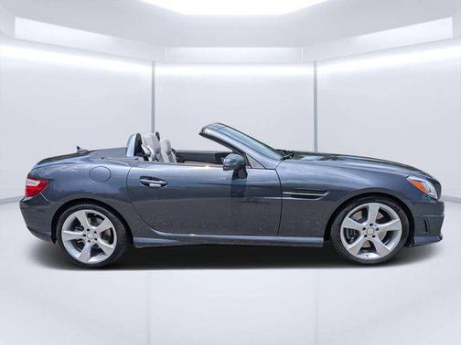 Steel Gray Metallic 2015 Mercedes-Benz SLK-Class SLK350