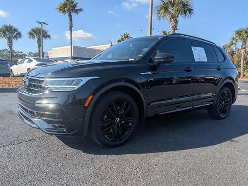 2022 Volkswagen Tiguan 2.0T SE R-Line Black