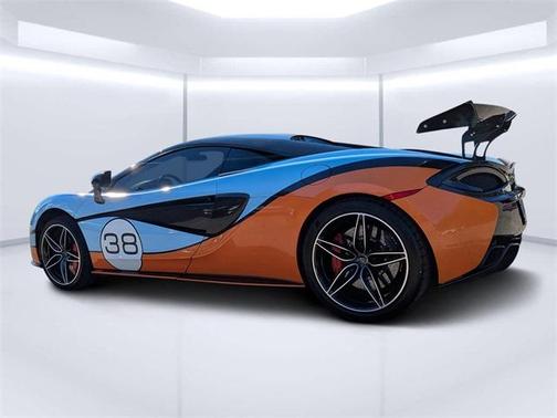 2017 McLaren 570S Base