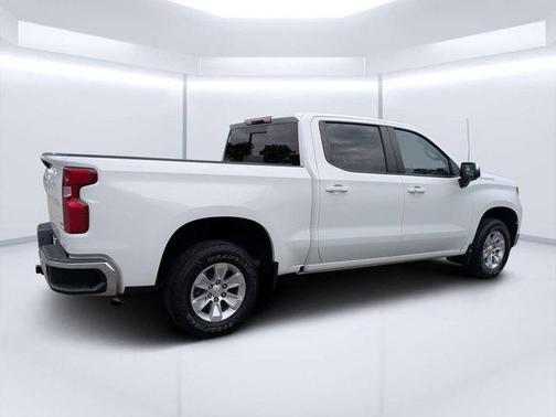 Summit White 2023 Chevrolet Silverado 1500 LT