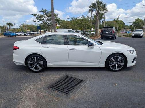 Platinum White Pearl 2025 Acura TLX Technology