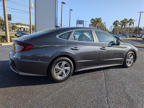 2021 Hyundai SONATA SE