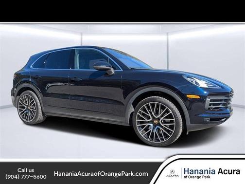 2022 Porsche Cayenne Base (Tiptronic)