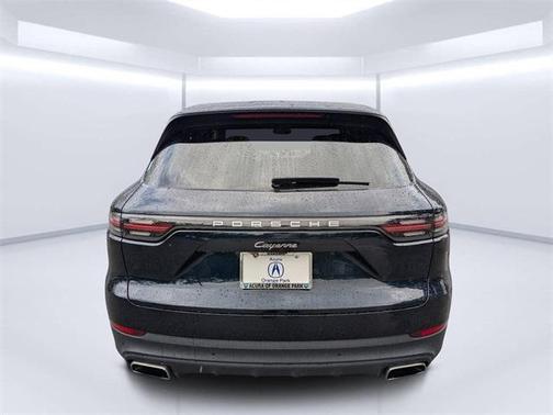 2022 Porsche Cayenne Base (Tiptronic)