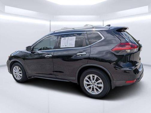 Magnetic Black 2018 Nissan Rogue SV