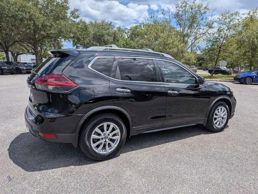 Magnetic Black 2018 Nissan Rogue SV