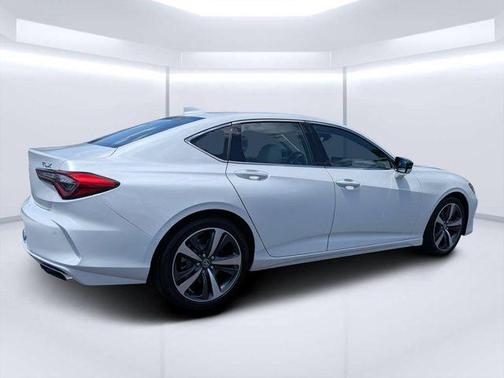 Platinum White Pearl 2025 Acura TLX Technology