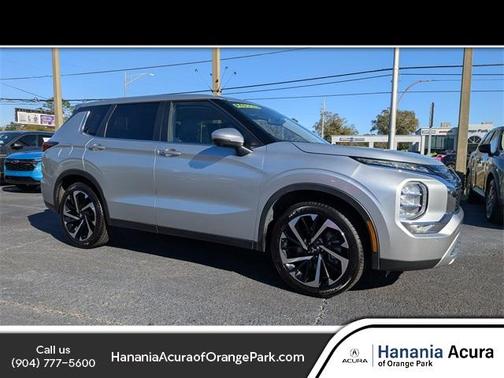 2022 Mitsubishi Outlander SE