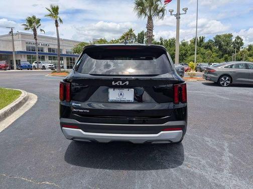 Ebony Black 2025 Kia Sorento LX
