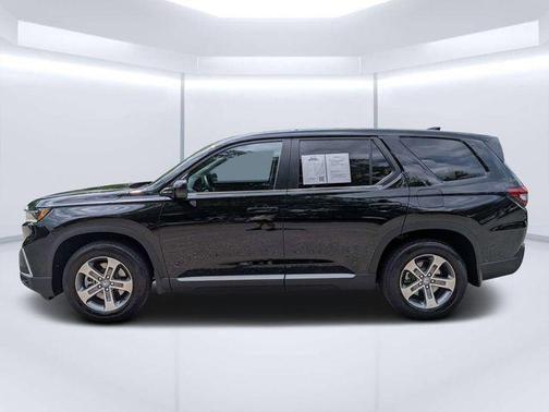 Crystal Black Pearl 2025 Honda Pilot EX-L