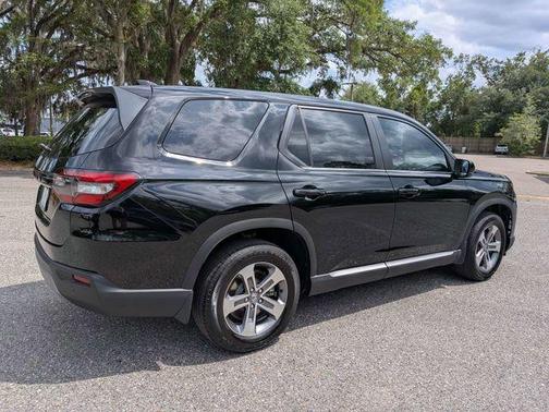 Crystal Black Pearl 2025 Honda Pilot EX-L
