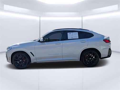 2022 BMW X4 xDrive30i