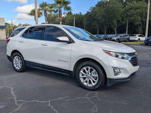 Iridescent Pearl Tricoat 2020 Chevrolet Equinox 1LT