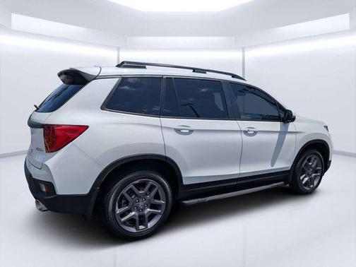 Platinum White Pearl 2023 Honda Passport EX-L