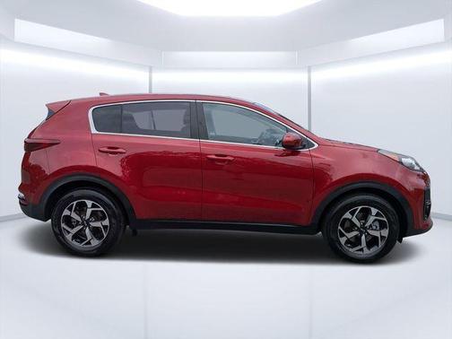 Hyper Red 2022 Kia Sportage LX