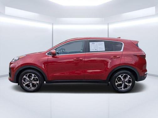 Hyper Red 2022 Kia Sportage LX