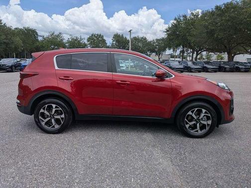 Hyper Red 2022 Kia Sportage LX