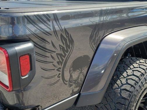 Granite Crystal Clearcoat Metallic 2022 Jeep Gladiator Sport